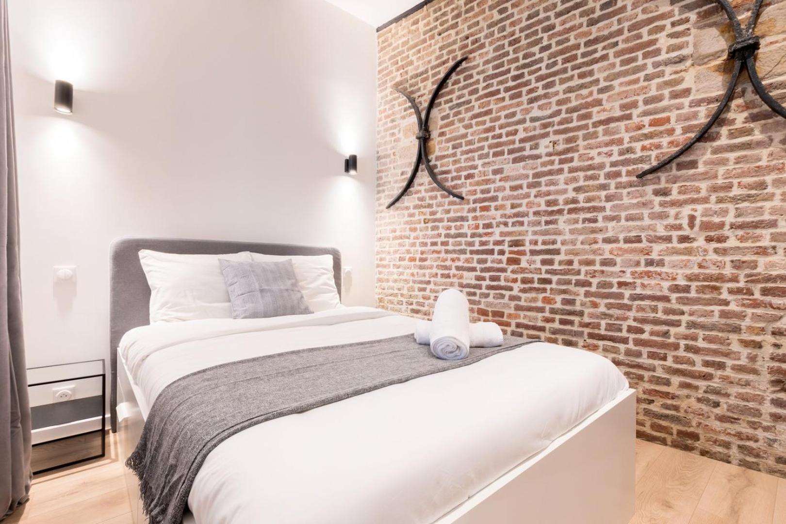 Character Apartment In The Heart Of Old Lille Bagian luar foto