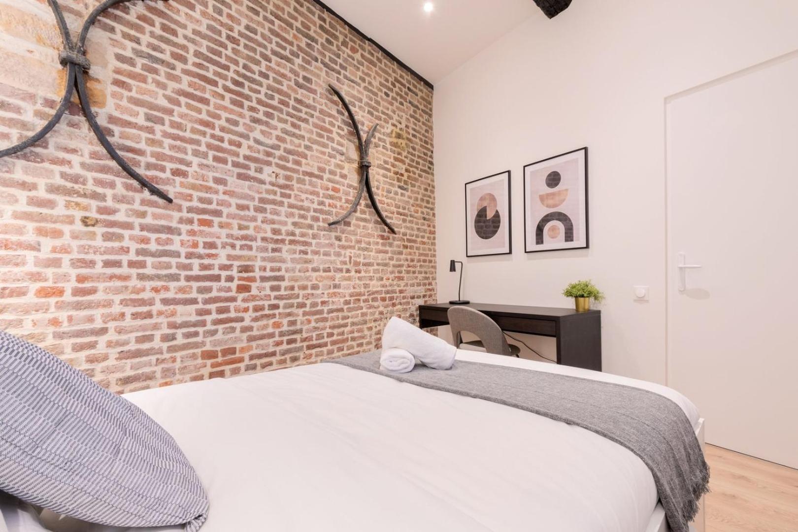 Character Apartment In The Heart Of Old Lille Bagian luar foto